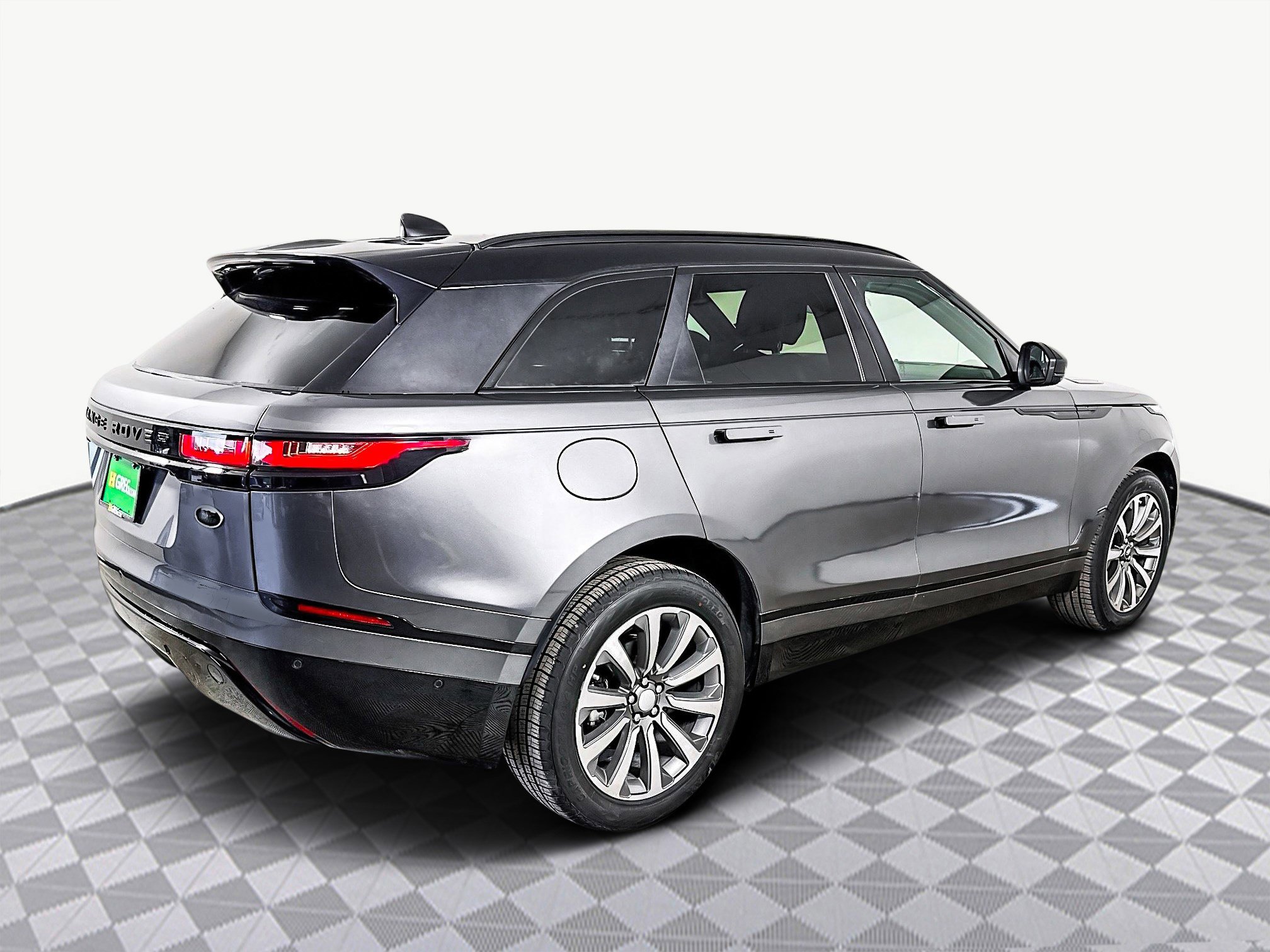 Used 2018 Land Rover Range Rover Velar R-Dynamic SE image 10