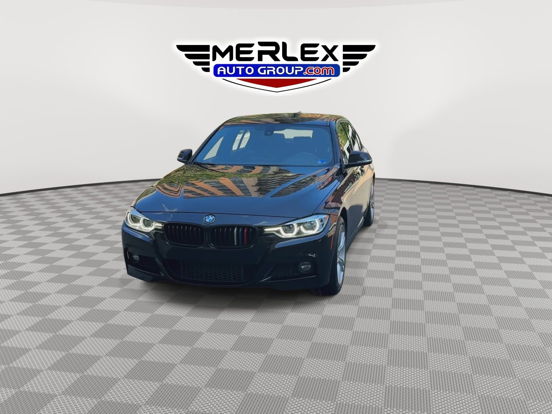Used 2018 BMW 330i Sedan RWD image 3