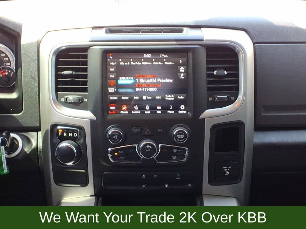 Used 2020 RAM 1500 Classic SLT w/ Luxury Group RWD image 16