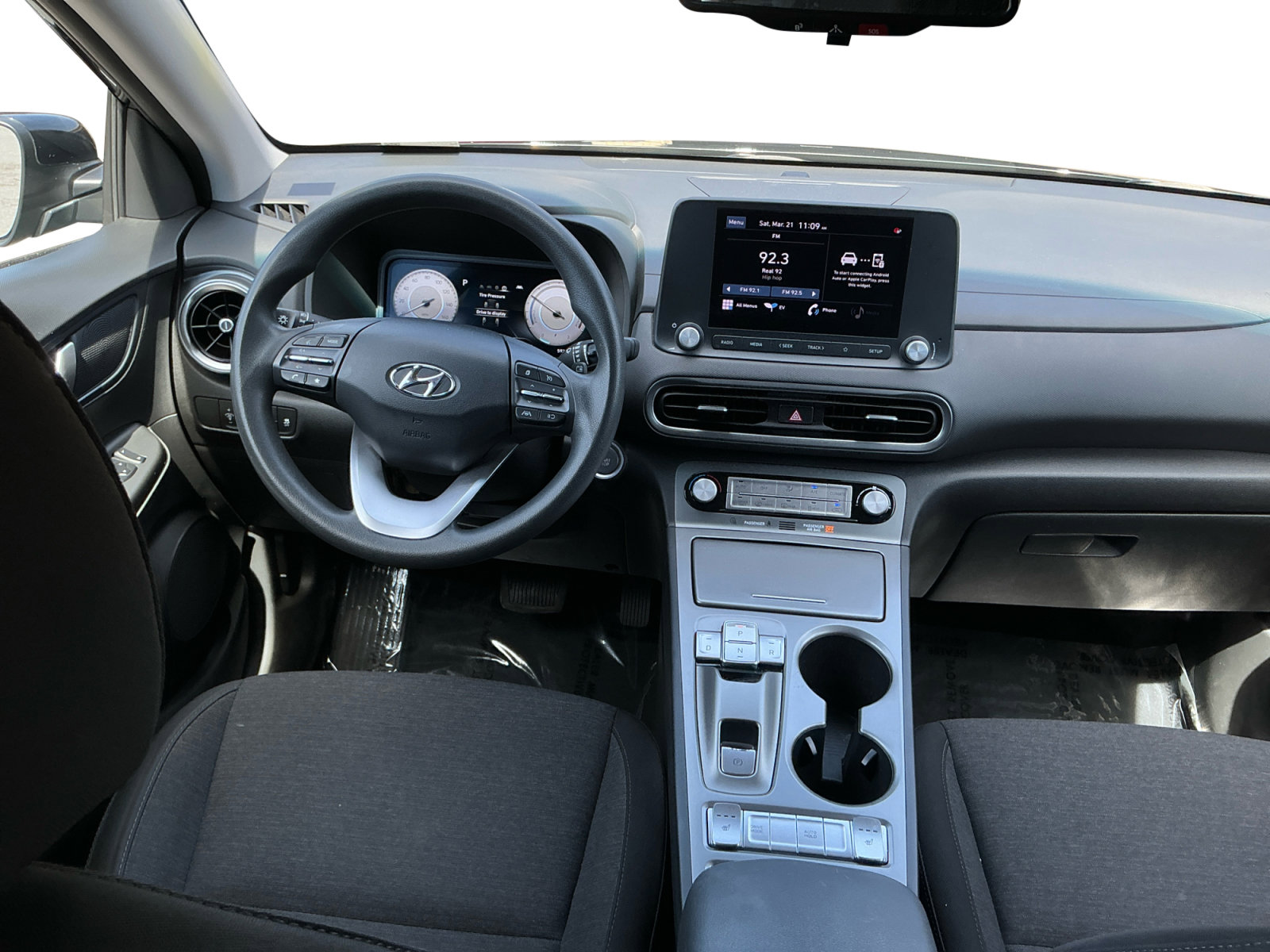 Used 2023 Hyundai Kona SE w/ Cargo Package FWD image 14