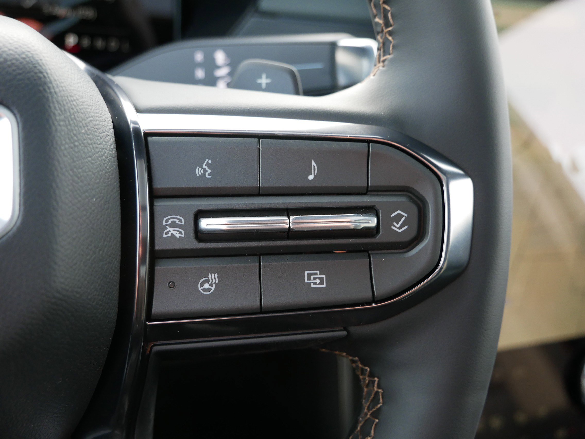 New 2026 GMC Acadia AT4 w/ Luxury Package image 24