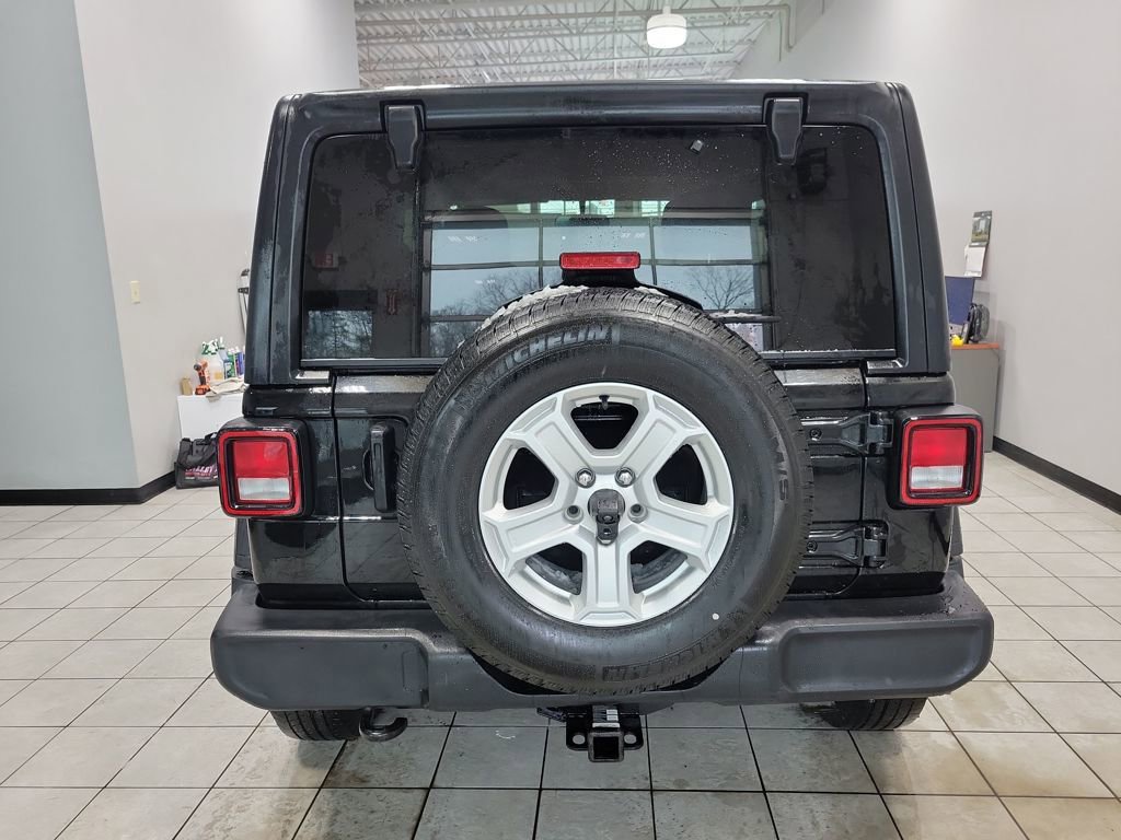 Used 2022 Jeep Wrangler Sport S image 6