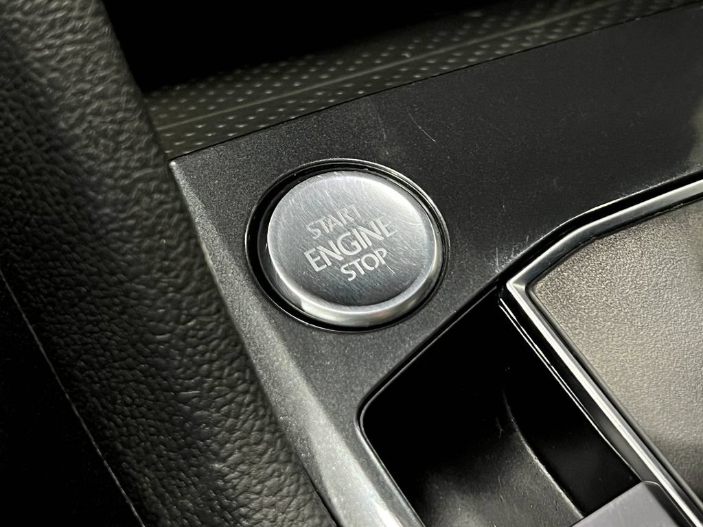 Used 2020 Volkswagen Tiguan SE AWD/4WD image 20
