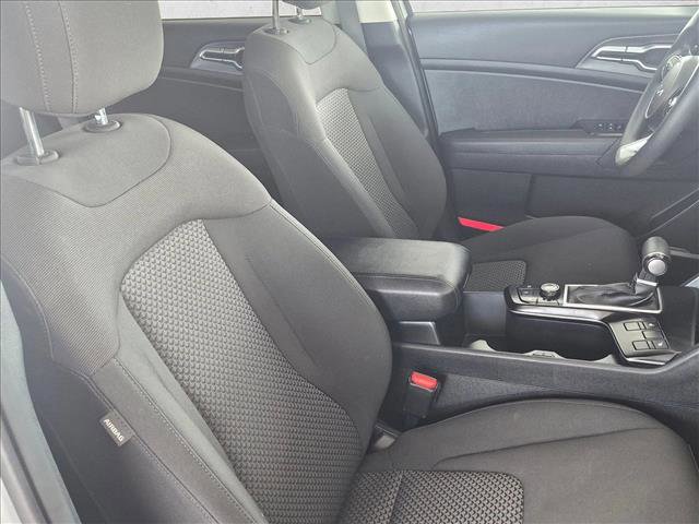 Used 2024 Kia Sportage LX image 20