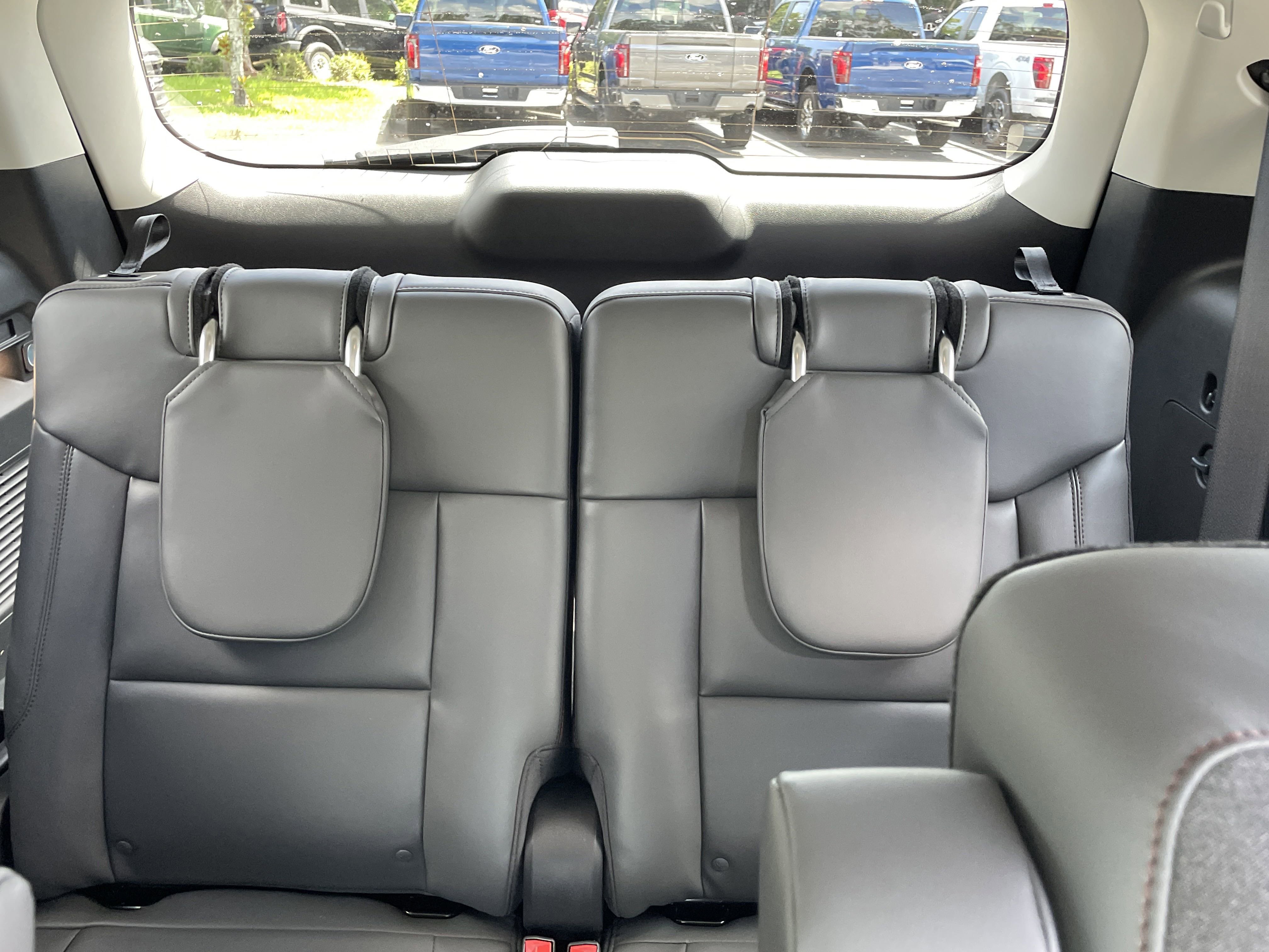 New 2025 Ford Explorer Active w/ Active Comfort Package image 39