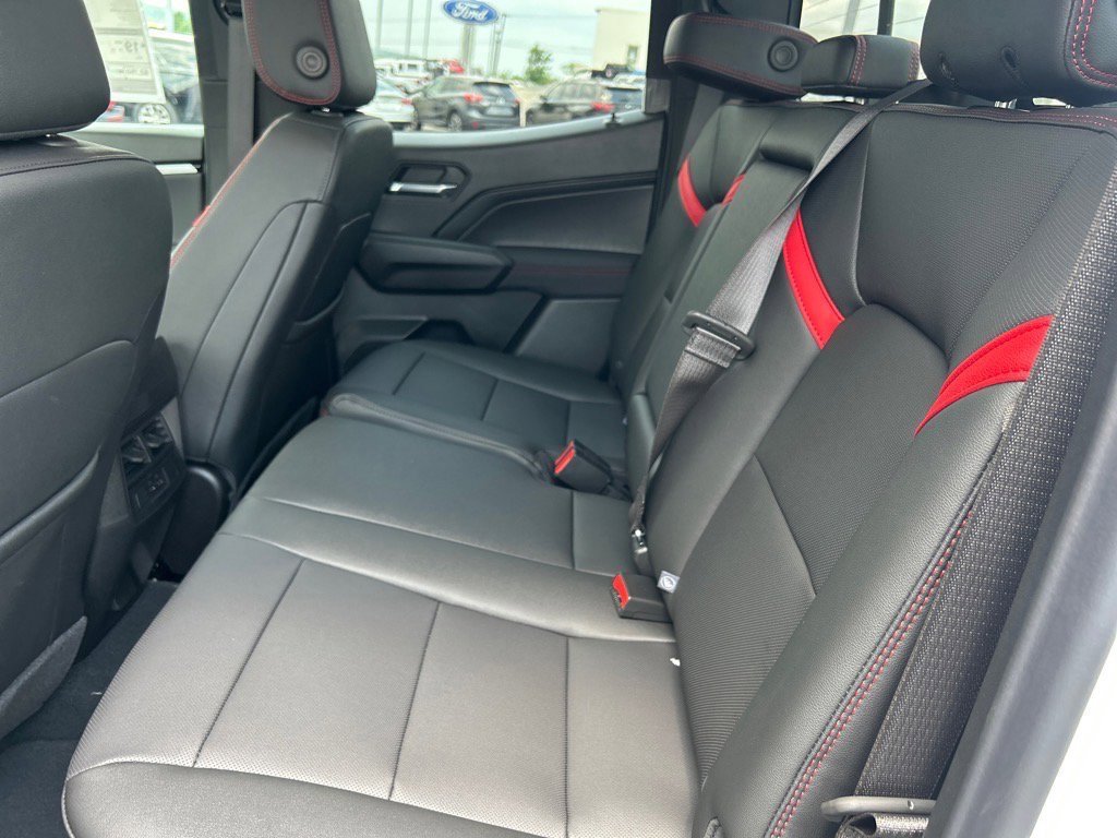 New 2025 Chevrolet Colorado Z71 w/ Technology Package image 6