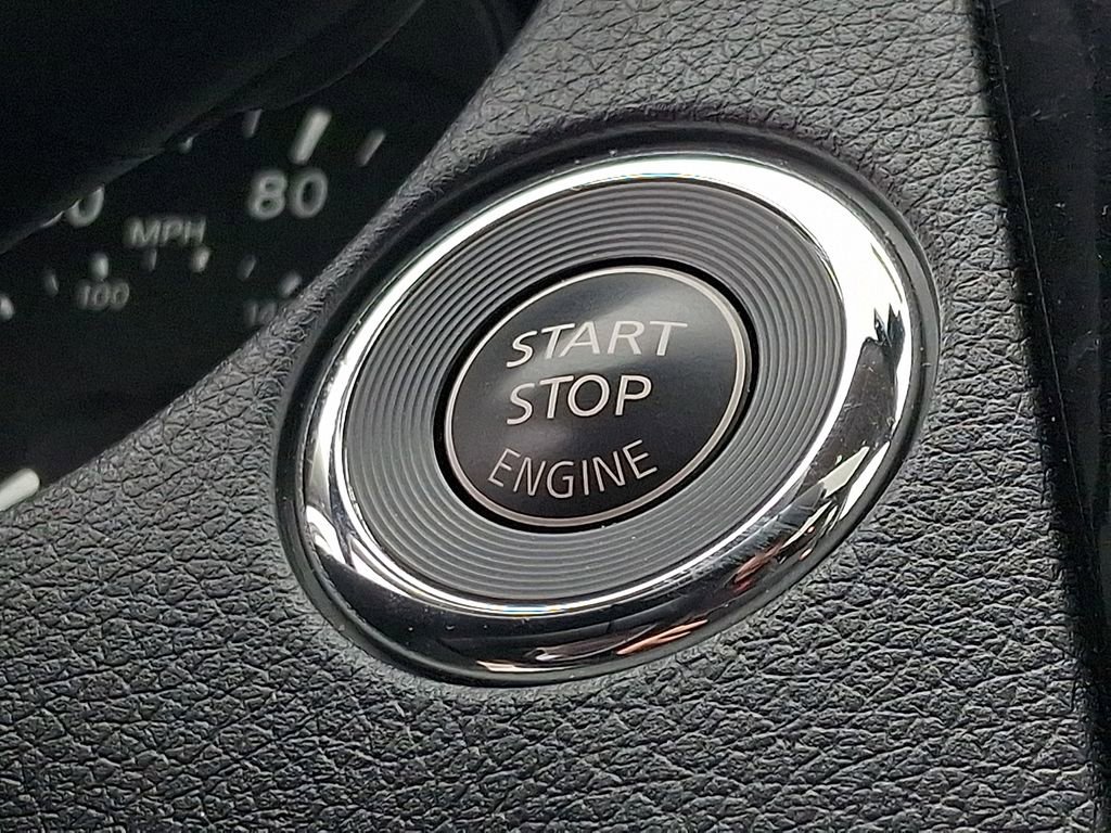 Used 2020 Nissan Rogue SL w/ Premium Package image 24