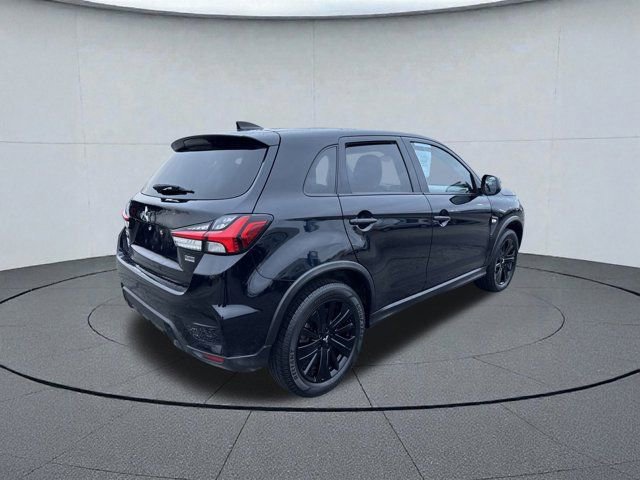 Used 2022 Mitsubishi Outlander Sport LE image 2
