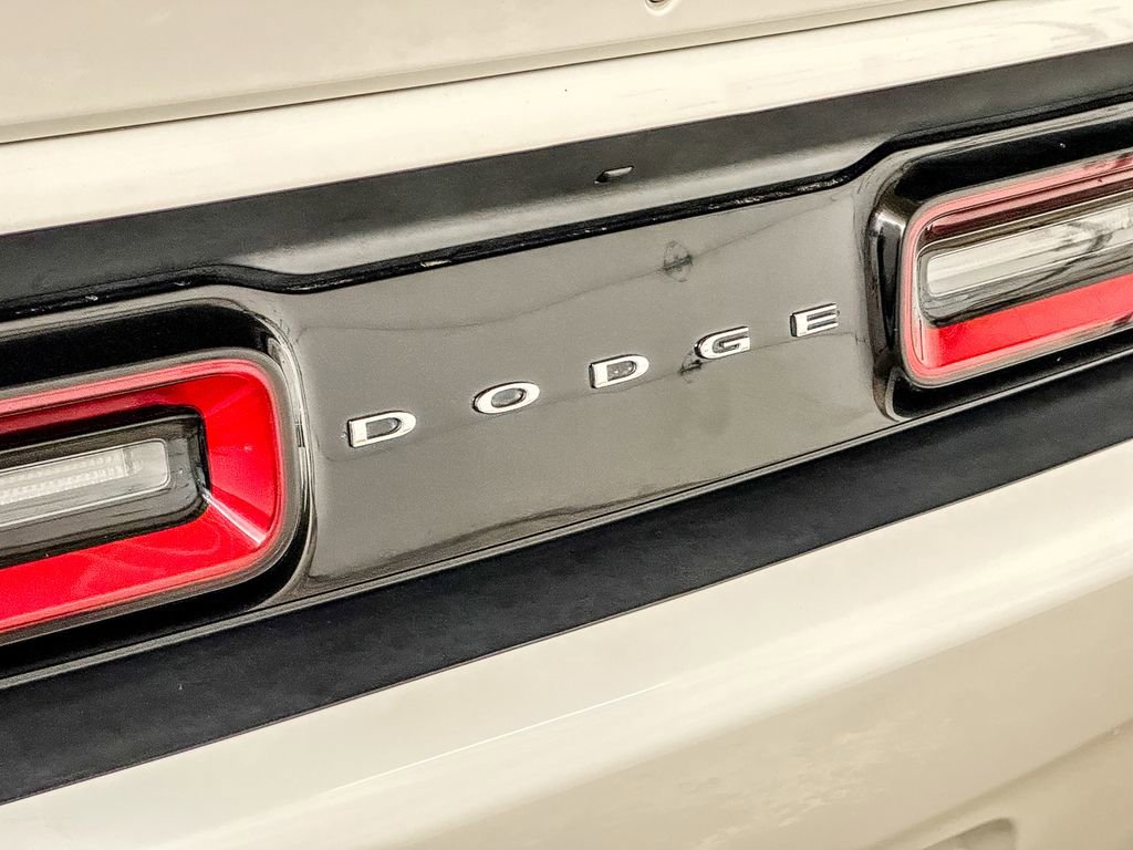 Used 2016 Dodge Challenger SXT w/ Sound Group image 17