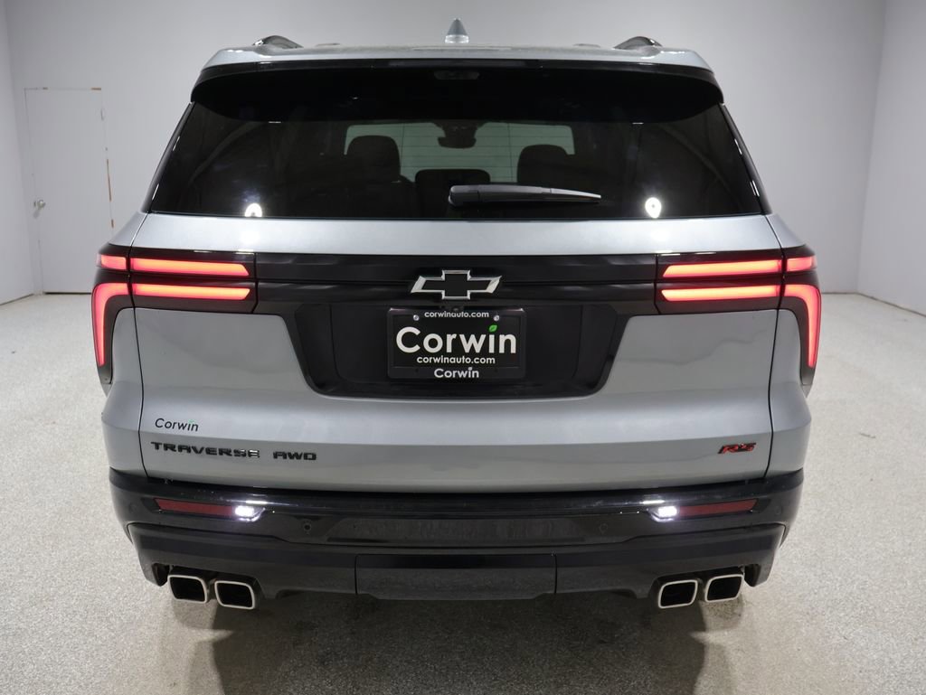 Used 2024 Chevrolet Traverse RS w/ LPO, Floor Liner Package image 3