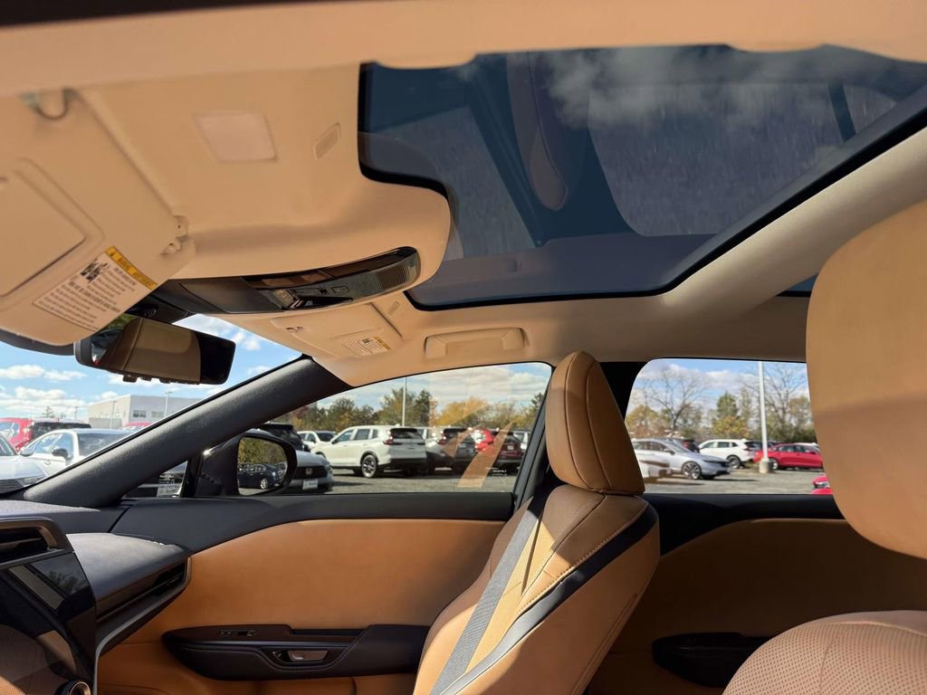 Used 2025 Lexus RZ 450e image 13