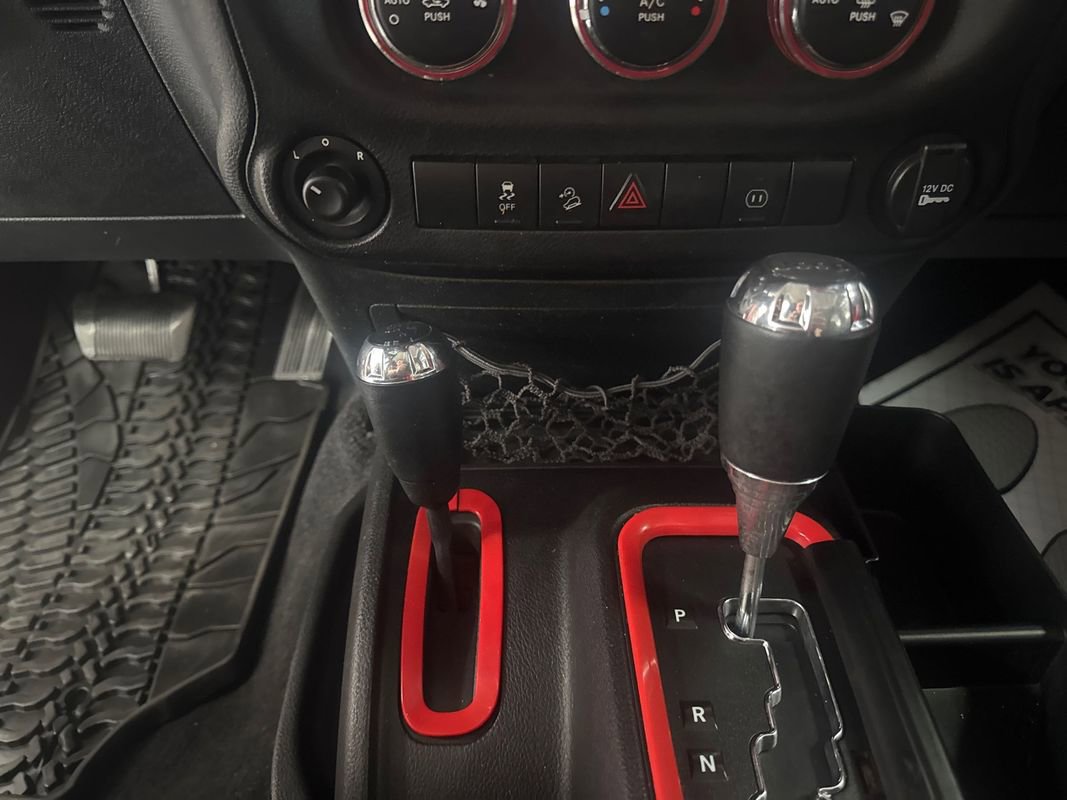 Used 2012 Jeep Wrangler Unlimited Rubicon w/ Dual Top Group image 14