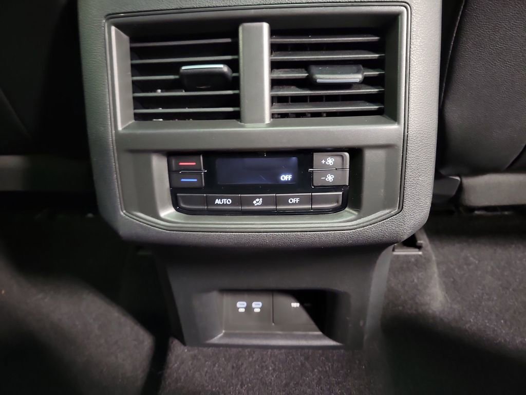 Used 2022 Volkswagen Atlas SEL image 29