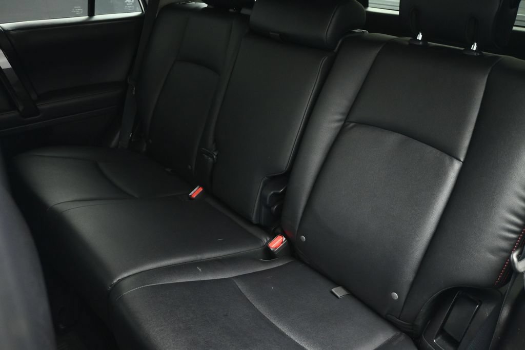 Used 2018 Toyota 4Runner TRD Off-Road Premium AWD/4WD image 60