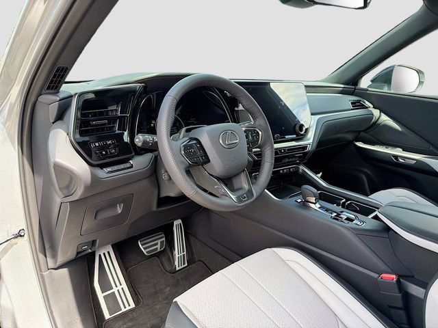 New 2026 Lexus TX 500h AWD image 28