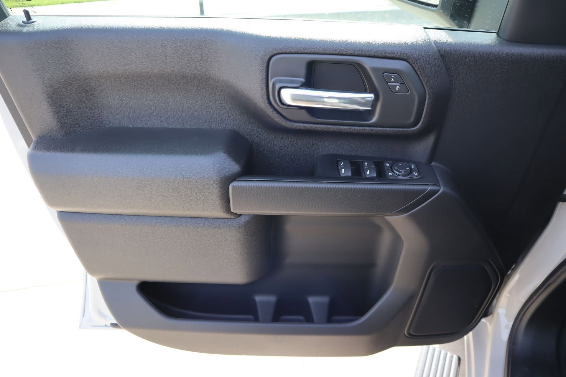 New 2026 Chevrolet Silverado 2500 Custom w/ Custom Value Package image 16