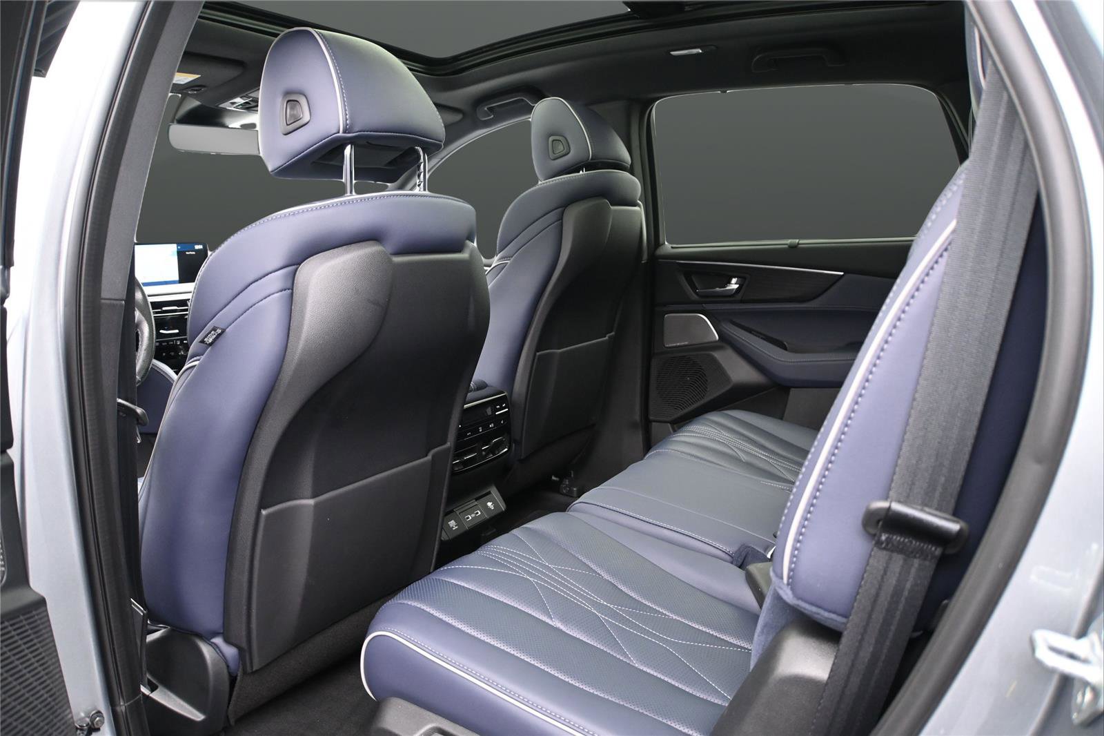 Certified 2023 Acura MDX Type S AWD/4WD image 11