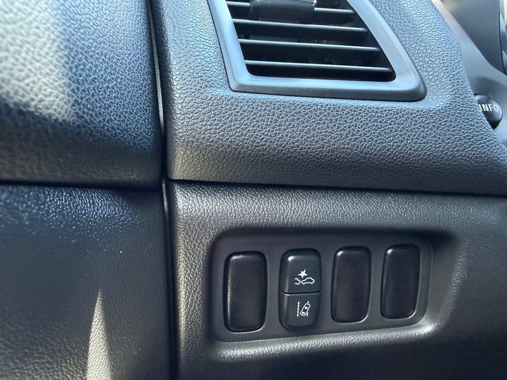 Used 2025 Mitsubishi Outlander Sport ES AWD/4WD image 24