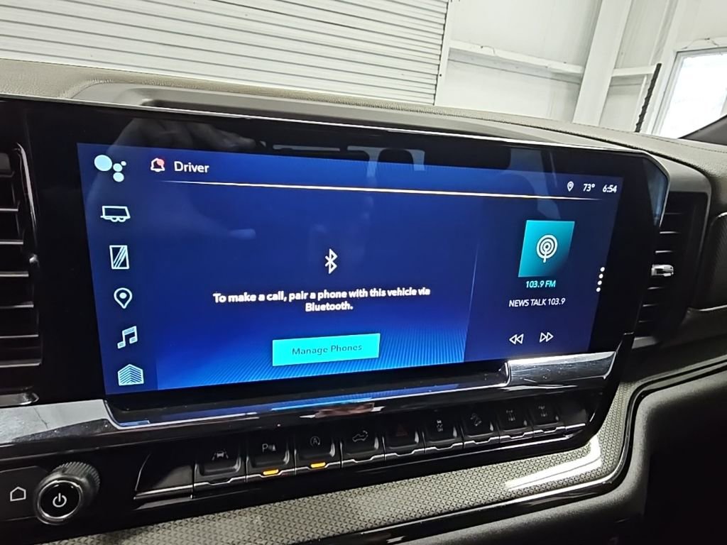 Used 2024 Chevrolet Silverado 1500 ZR2 image 15