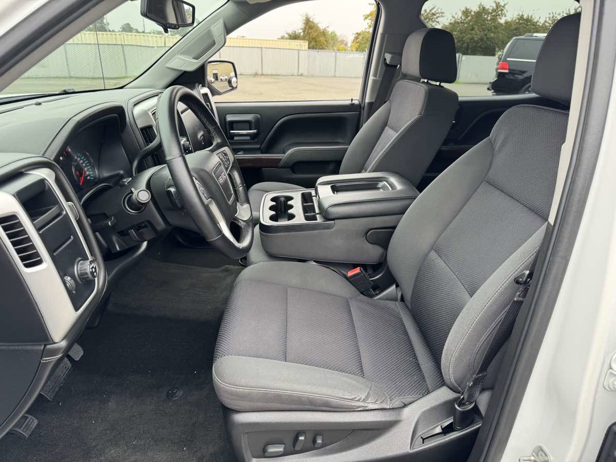 Used 2018 GMC Sierra 1500 SLE w/ SLE Value Package image 25