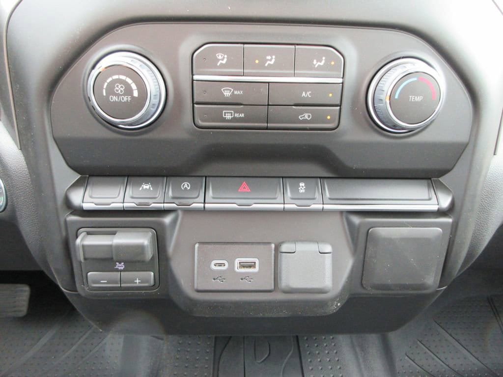 New 2026 Chevrolet Silverado 1500 W/T w/ WT Value Package AWD/4WD image 18