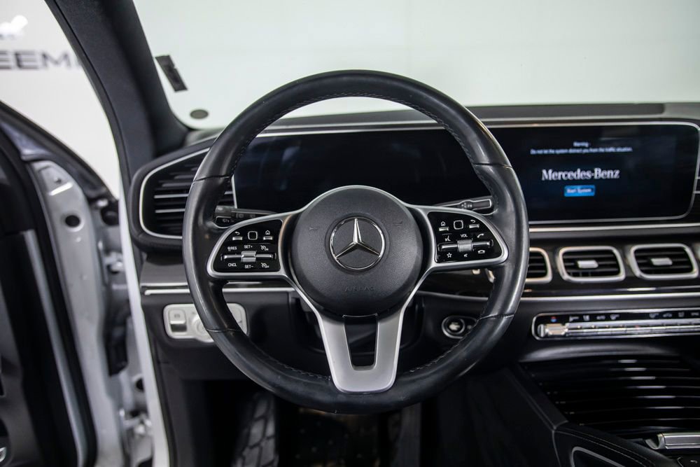 Used 2020 Mercedes-Benz GLS 450 4MATIC image 26