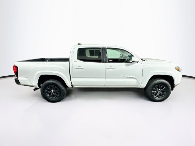 Certified 2023 Toyota Tacoma SR5 AWD/4WD image 10