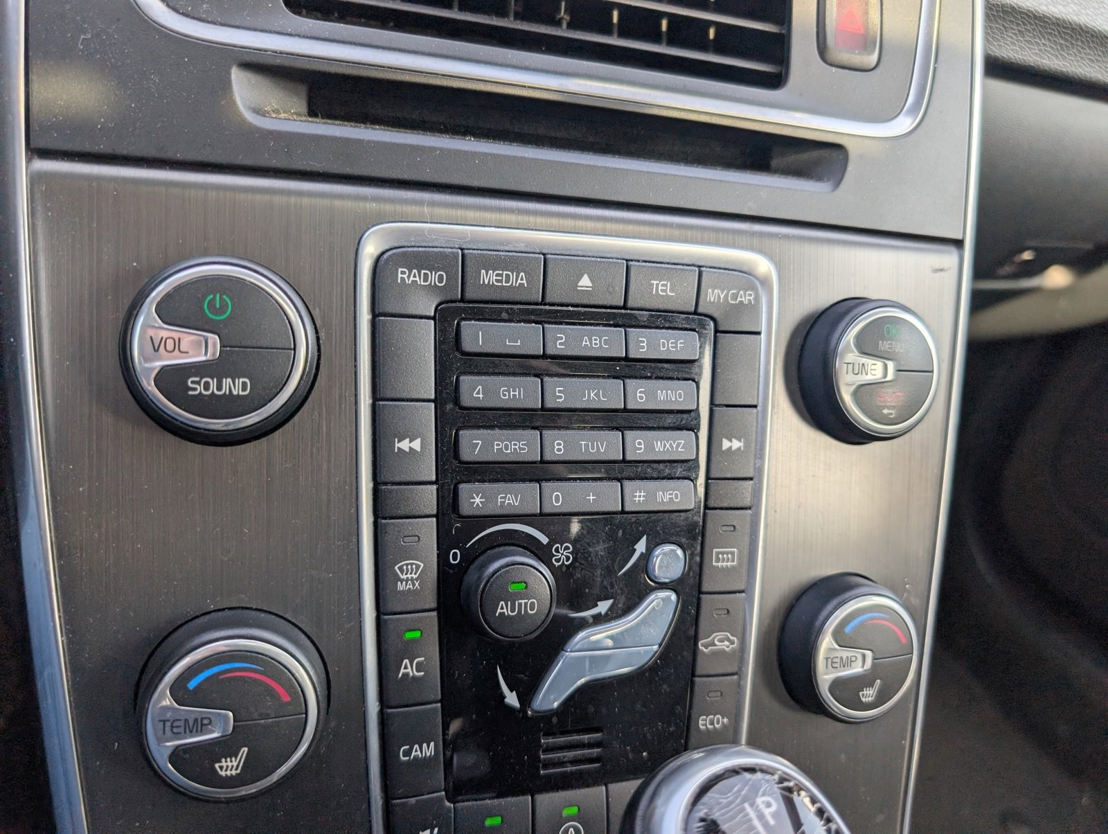 Used 2015 Volvo S60 T5 Premier Plus image 12