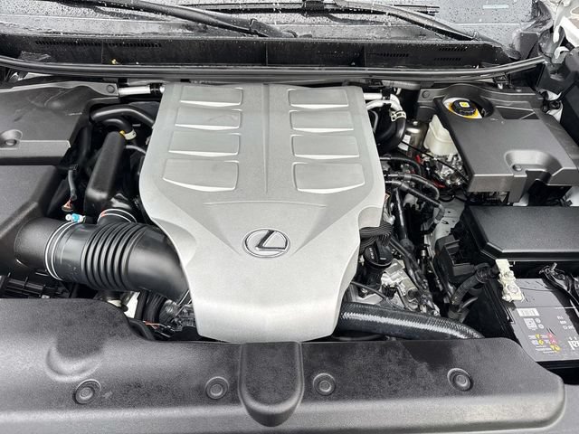 Used 2023 Lexus GX 460 Luxury w/ Accessory Package AWD/4WD image 10