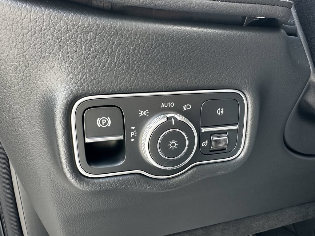 New 2026 Mercedes-Benz G 550 image 34