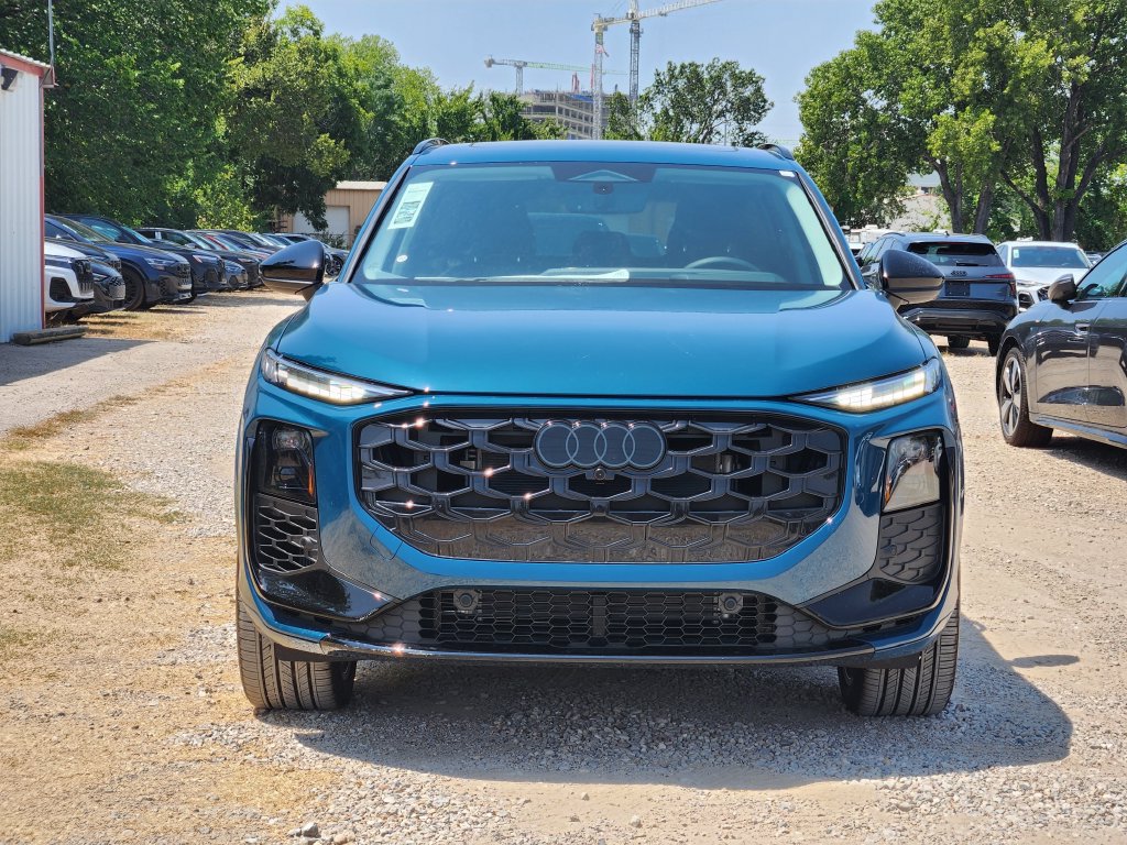 New 2026 Audi Q3 quattro 2.0T AWD/4WD image 4