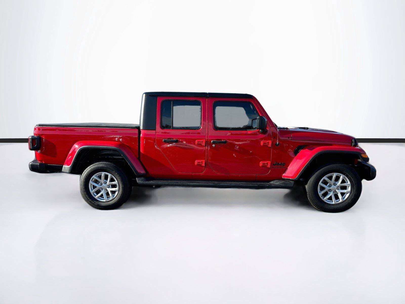 Used 2023 Jeep Gladiator Sport AWD/4WD image 8