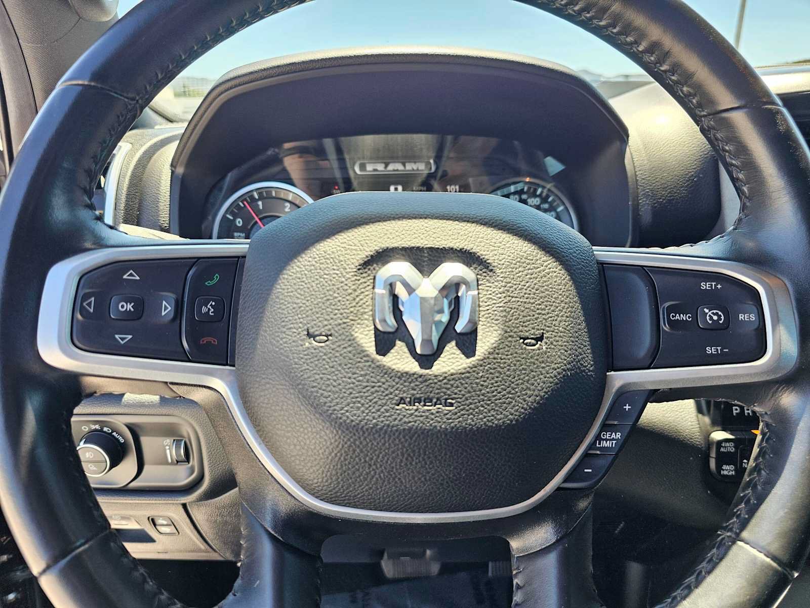 Used 2022 RAM 1500 Big Horn AWD/4WD image 22
