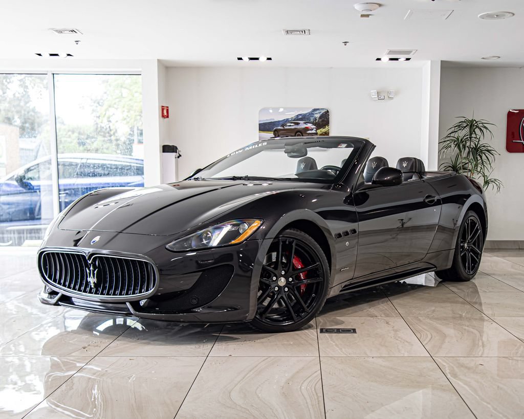 Used 2015 Maserati GranTurismo Sport RWD image 1