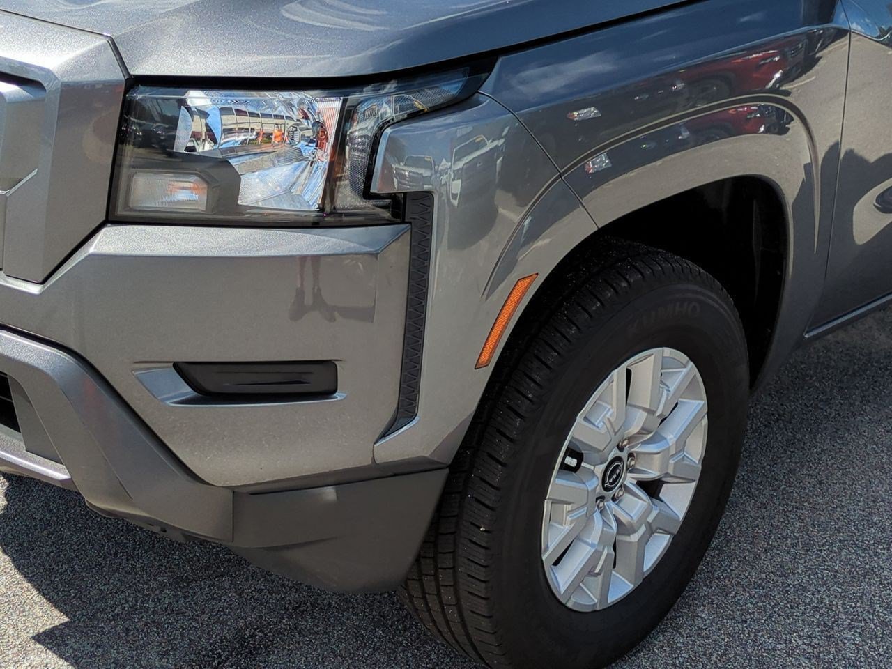 Certified 2023 Nissan Frontier SV AWD/4WD image 10