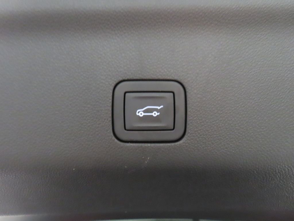 Used 2026 GMC Yukon Denali w/ Denali Reserve Package image 48