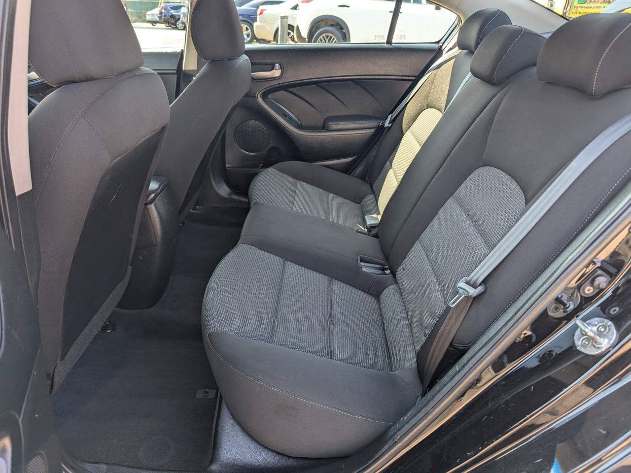 Used 2018 Kia Forte LX FWD image 18