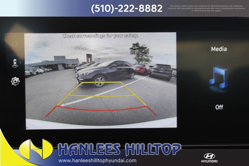 Used 2025 Hyundai Elantra SEL image 25