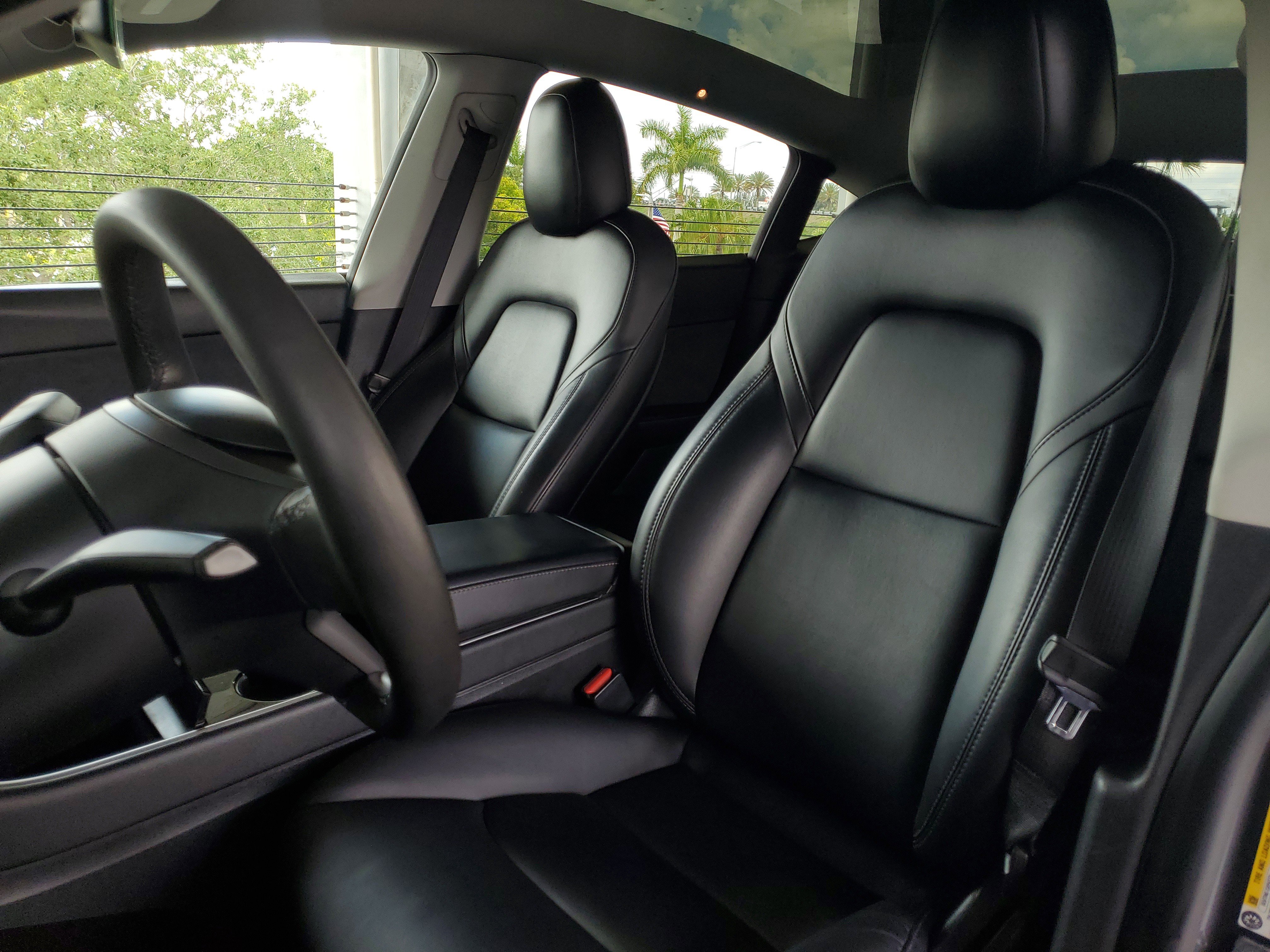 Used 2021 Tesla Model Y Long Range image 17