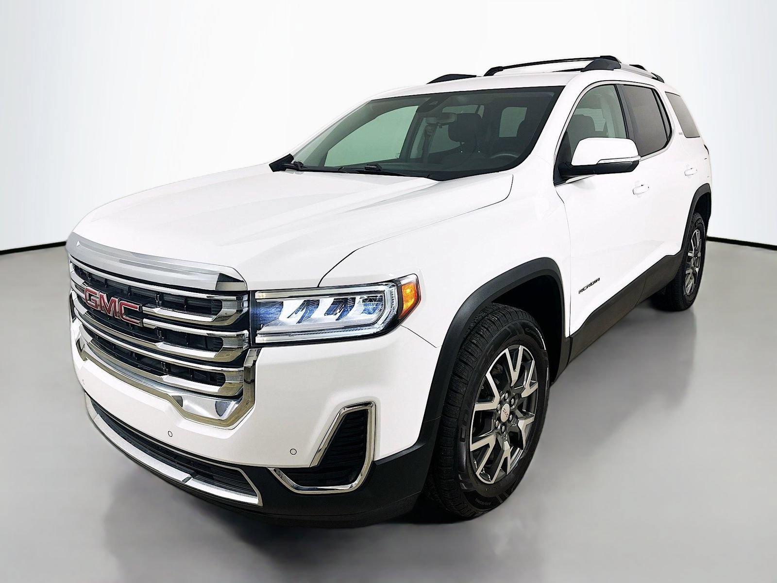 Used 2021 GMC Acadia SLE w/ Driver Convenience Package FWD image 1