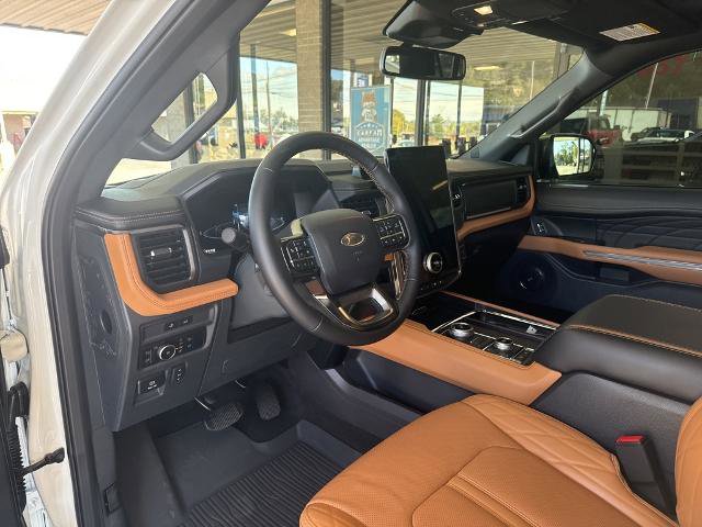 Certified 2024 Ford Expedition Platinum image 9