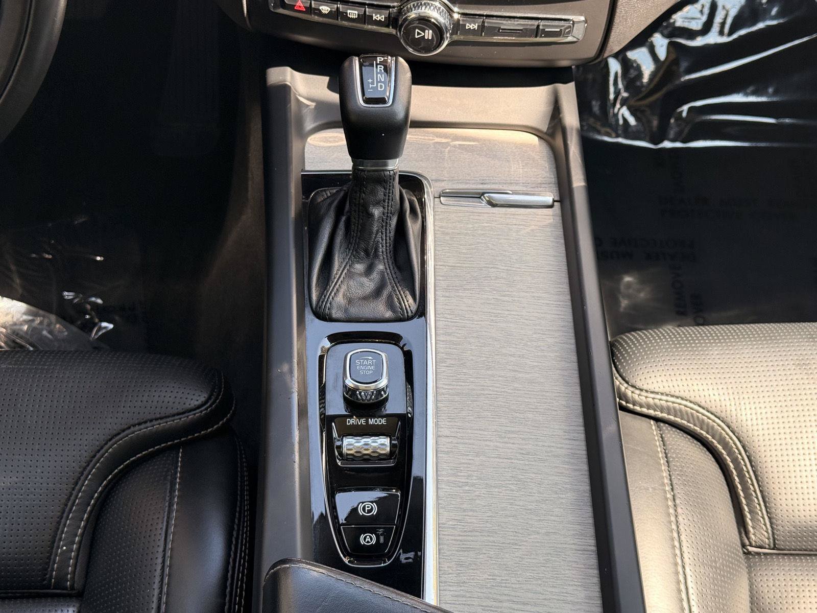 Used 2018 Volvo XC60 T6 Inscription AWD/4WD image 31