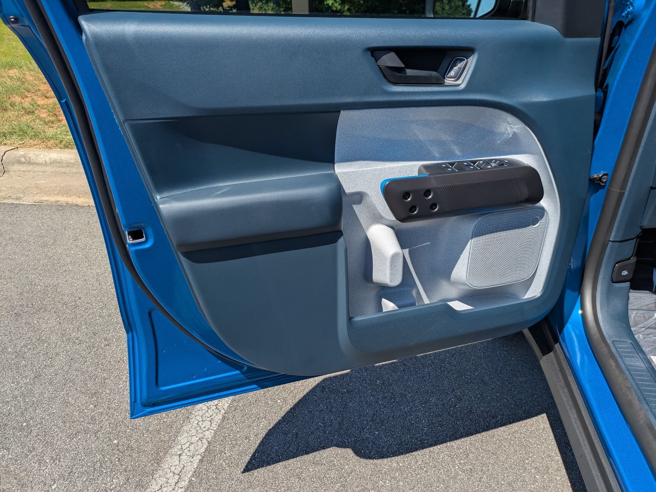 New 2026 Ford Maverick XLT FWD image 9
