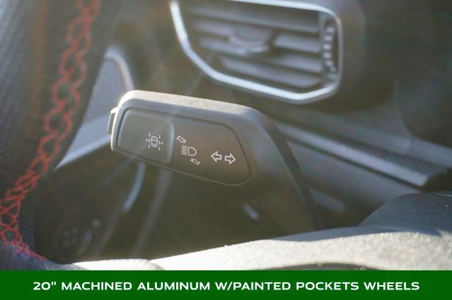 Used 2022 Ford Explorer ST-Line image 24