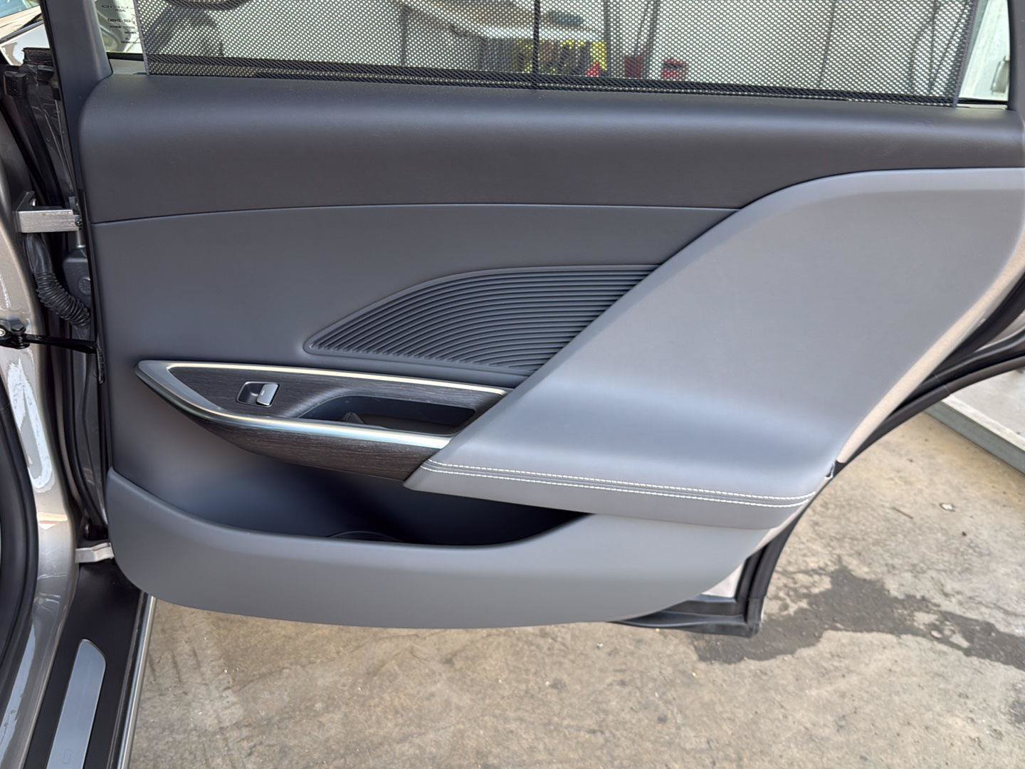 Used 2023 Lucid Air Touring AWD/4WD image 30