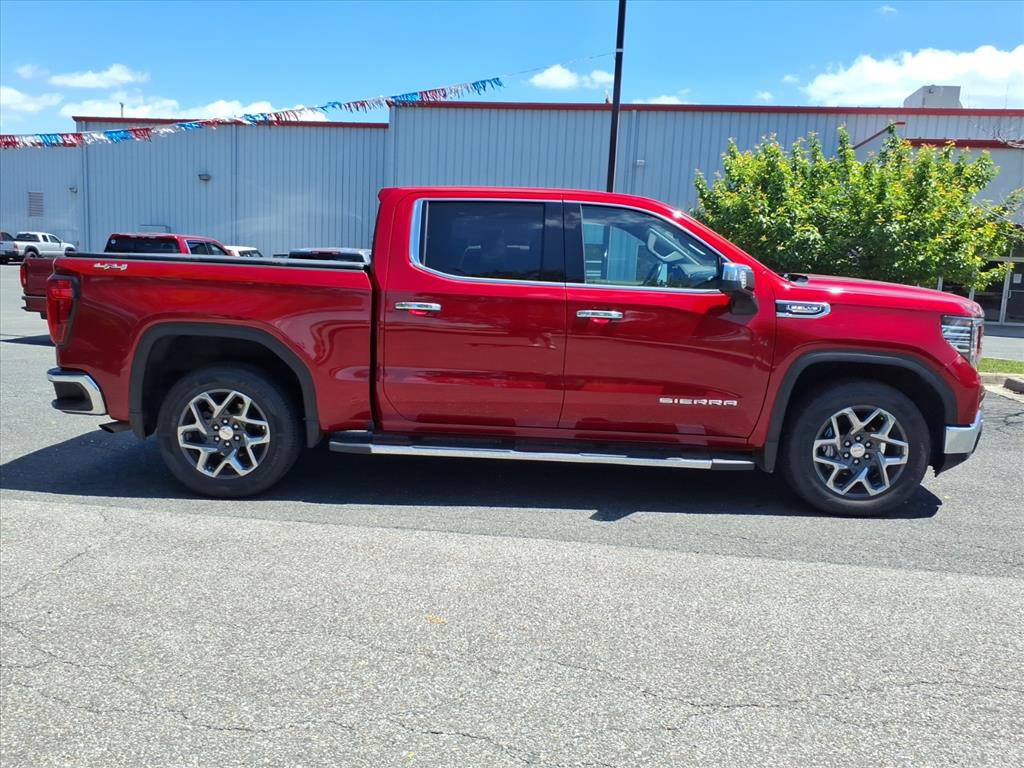 Used 2023 GMC Sierra 1500 SLT w/ SLT Premium Plus Package AWD/4WD image 3