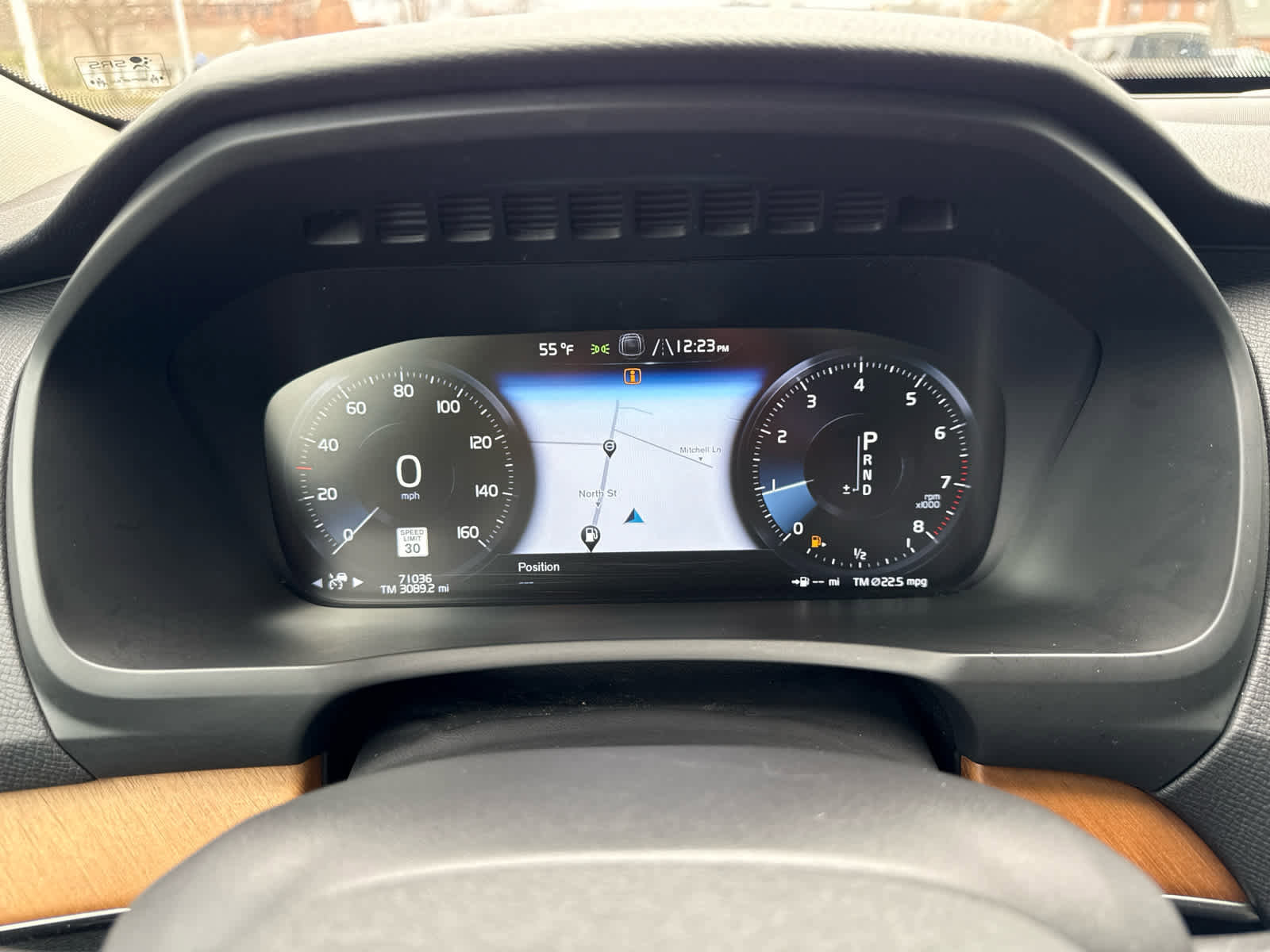 Used 2021 Volvo XC90 T6 Momentum image 44