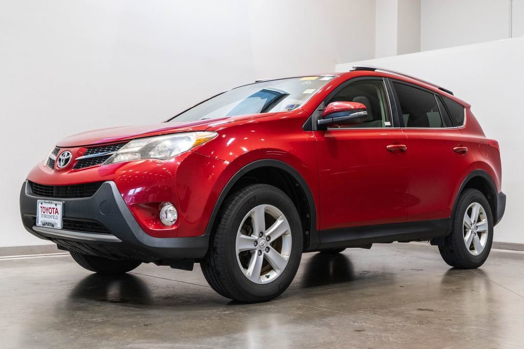 Used 2014 Toyota RAV4 XLE FWD image 3