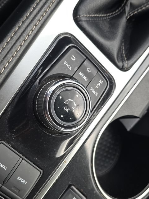 Used 2017 Nissan Maxima 3.5 SV FWD image 32
