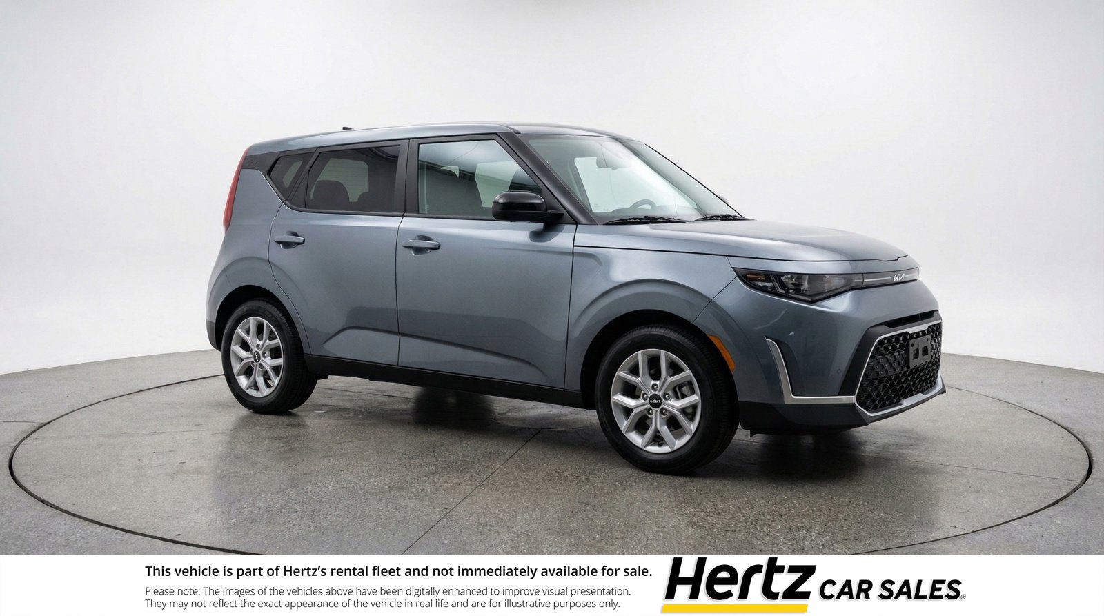 Used 2025 Kia Soul LX w/ LX Technology Package FWD image 1